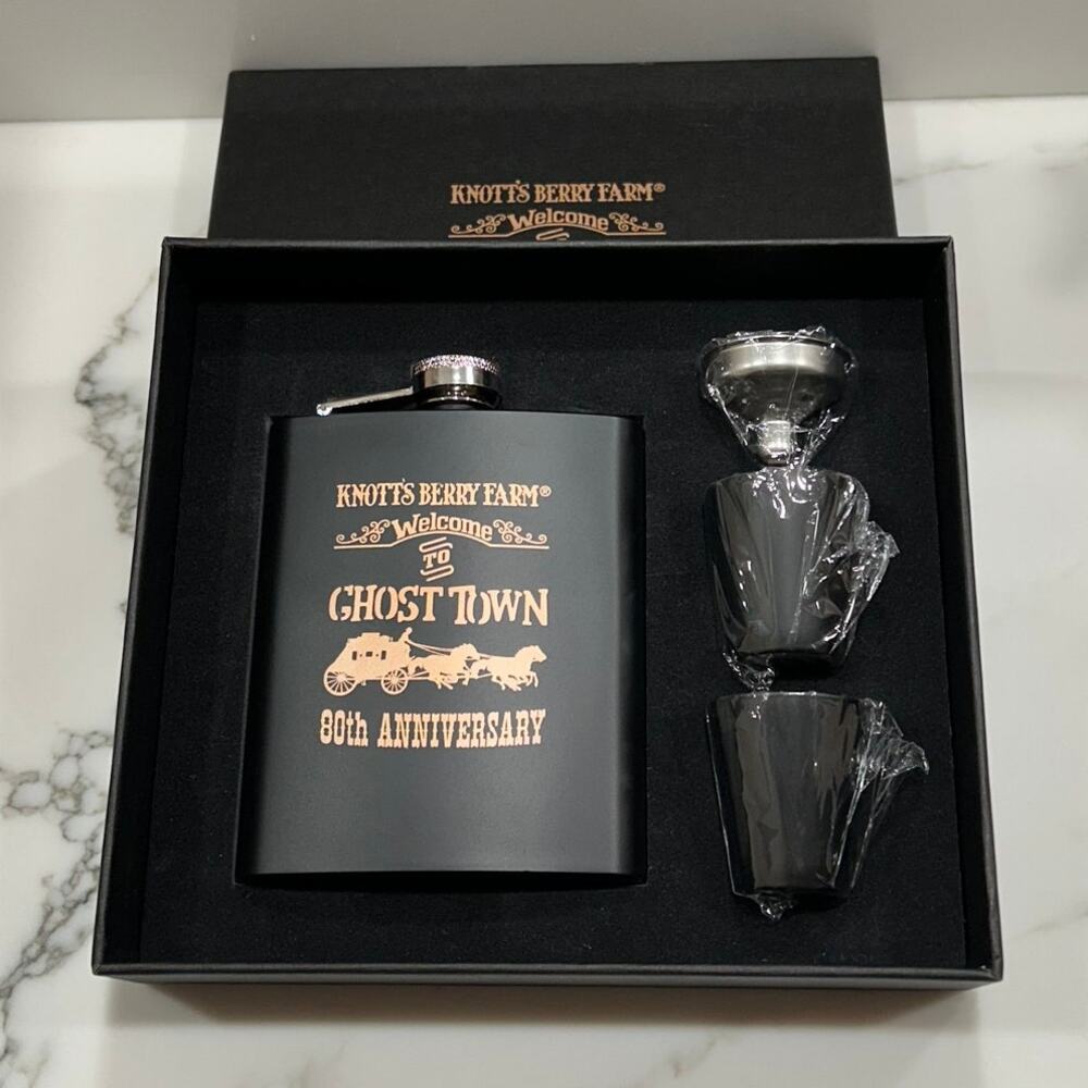 Knott’s Berry Farm Ghost Town 80th Anniversary Flask Set – New in Box